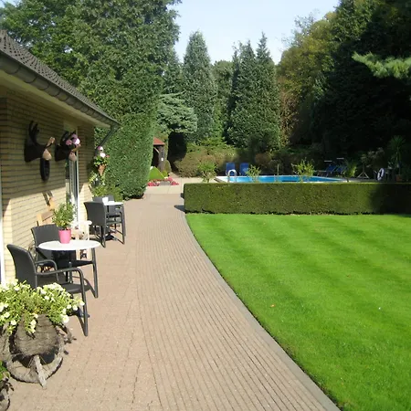 Handelia 3*